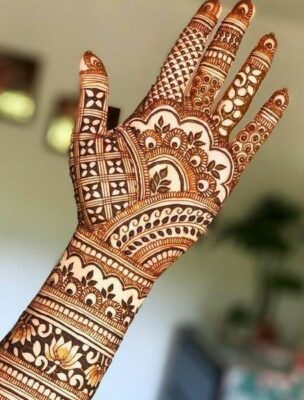 Front Hand Mehndi Design enhances the beauty of the palm
