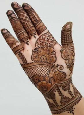 Mehandi Design is ideal for bridal functions