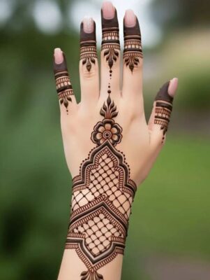 Mehndi Design Back Hand is easy to apply and manage