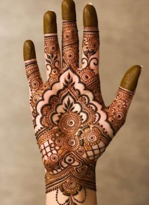Mehndi Design Simple can be done in less time