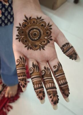 Mehndi Design adds beauty and elegance to hands