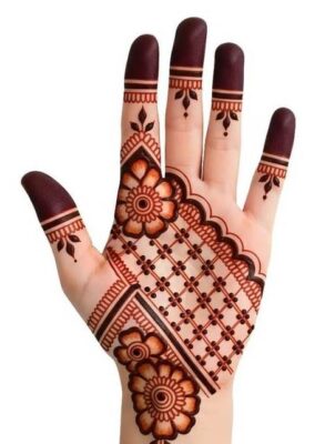 Mehndi Design creates a beautiful artistic touch