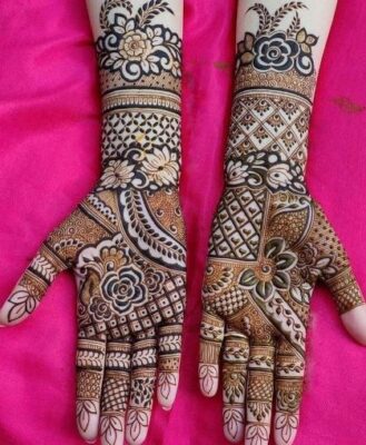 Mehndi Design is easy to apply with practice