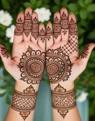 Mehndi Design is popular during festive seasons