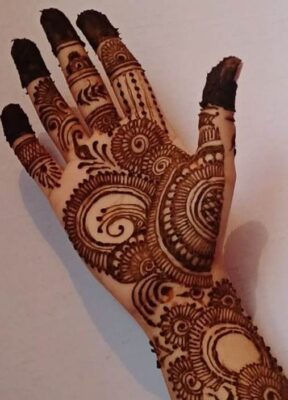Mehndi Design is trending on social media platforms