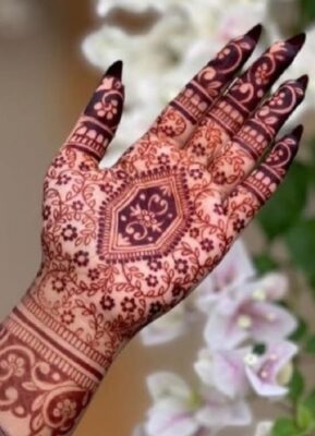 Mehndi Design is trending on social media platforms
