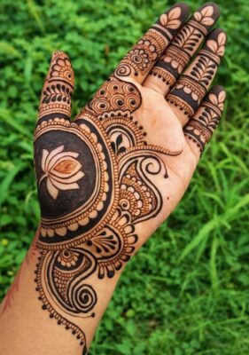 Mehndi Designs add charm to bridal outfits
