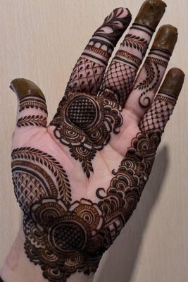New Mehndi Design can be done in less time