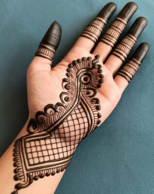 New Simple Mehndi Design is loved for its simplicity