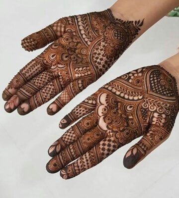 Royal Front Hand Mehndi Design gives a luxurious and elegant look