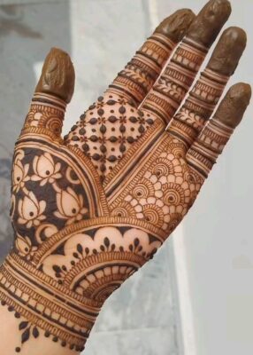 Royal Front Hand Mehndi Design is a symbol of luxury and art