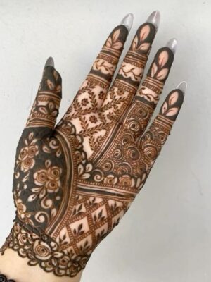 Royal Front Hand Mehndi Design looks stunning with dark henna stain