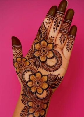 Royal Front Hand Mehndi Design never goes out of trend