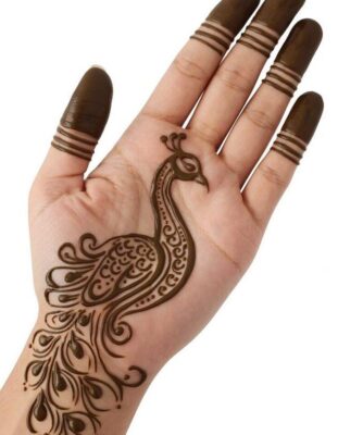 Simple Mehndi Design is best for daily wear style