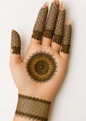 Simple Mehndi Design is perfect for beginners