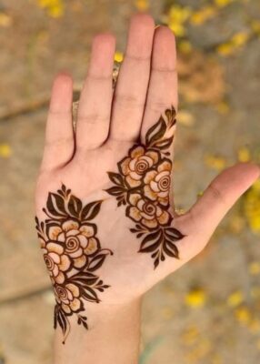 Simple Mehndi Design is perfect for minimal fashion lovers