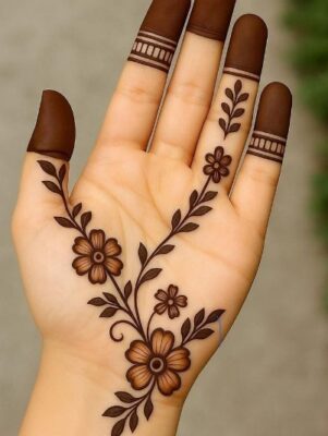 Simple Mehndi Design looks elegant in dark stain