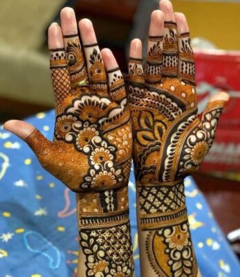 Aesthetic Mehndi Design gives a clean and fresh appearance