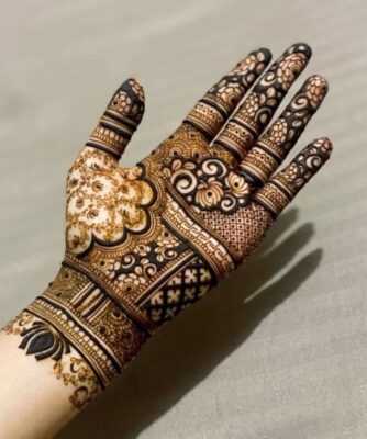 Aesthetic Mehndi Design is perfect for modern style lovers