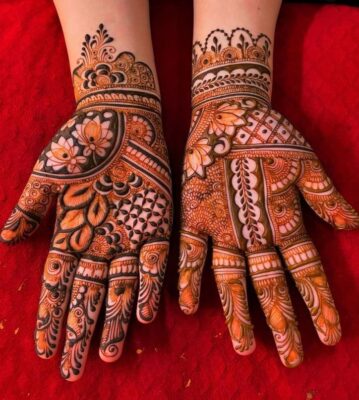 Aesthetic Mehndi Design keeps hands looking graceful