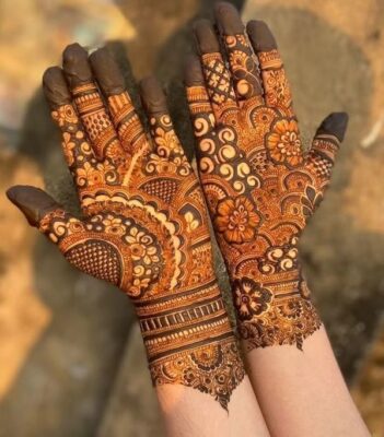 Arabic Mehndi Design is popular among young girls