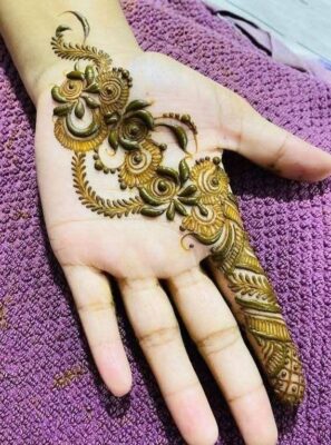 Easy Arabic Mehndi Design is ideal for small functions