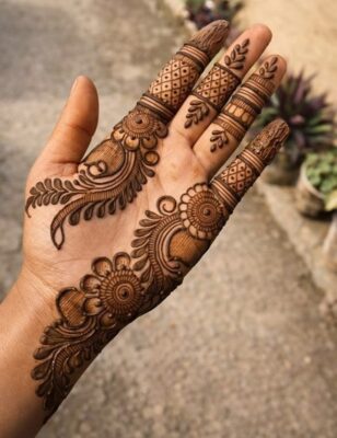 Easy Mehndi Design is perfect for beginners who want simple patterns