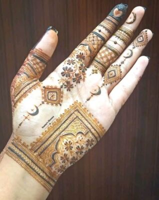 Festivals become special with a lovely New Mehndi Design Photo