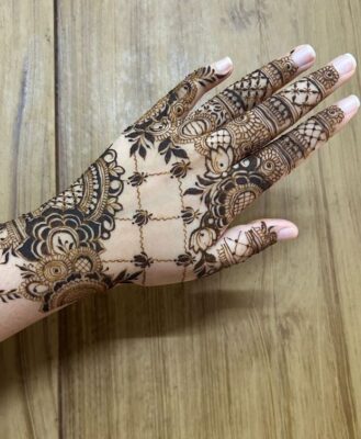 For festive celebrations, Instagram Modern Back Hand Mehndi Design is a great option