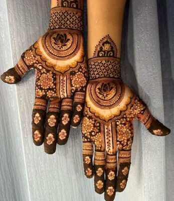 Full Hand Mehndi Design is perfect for engagement ceremonies