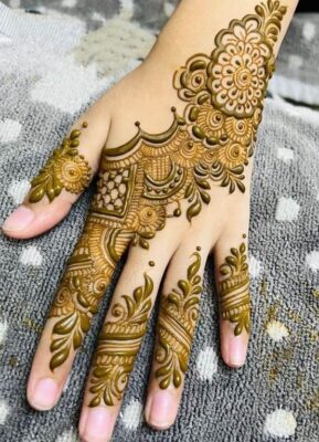 Instagram Modern Back Hand Mehndi Design is perfect for both traditional and modern outfits