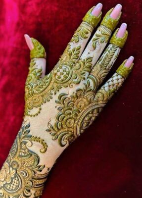 Many trending reels feature Instagram Modern Back Hand Mehndi Design inspirations