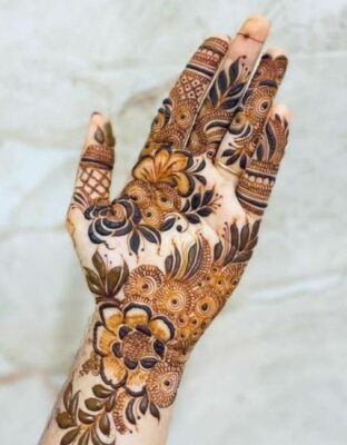 Mehndi Design 2026 adds charm to traditional outfits