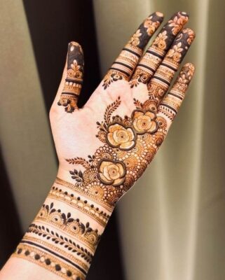 Mehndi Design 2026 includes floral and geometric patterns