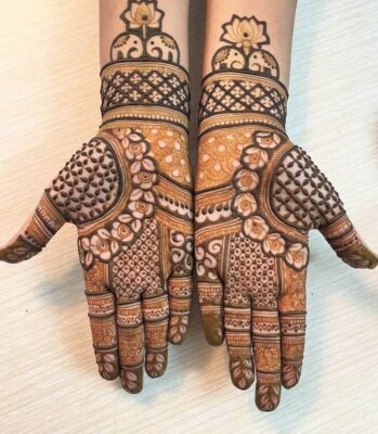 Mehndi Design Simple 2026 is easy to practice at home