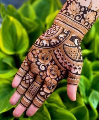 Mehndi Design Simple 2026 is suitable for engagement ceremonies