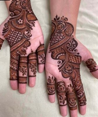 Mehndi Design Simple Front Hand is best for daily wear style