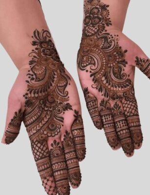 Mehndi Design Simple Front Hand is ideal for small functions