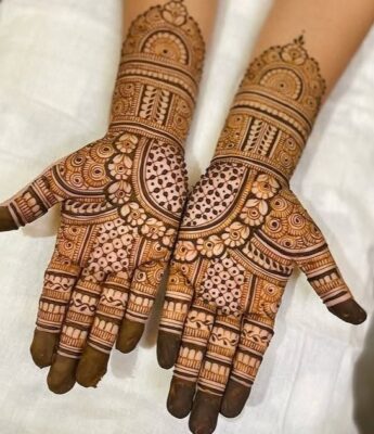 Mehndi Design adds beauty and elegance to hands