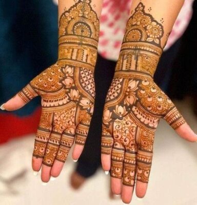 Mehndi Design is easy to learn with practice