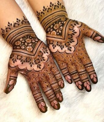Mehndi Design is loved by girls of all age groups