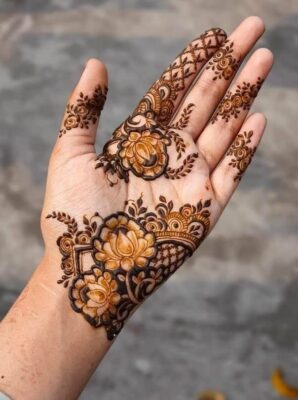 Mehndi Design is loved for its artistic beauty