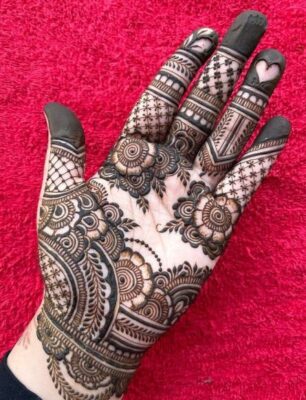 Palm Mehndi Design enhances the overall beauty of hands