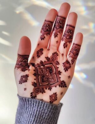 Palm Mehndi Design is loved by girls of all ages