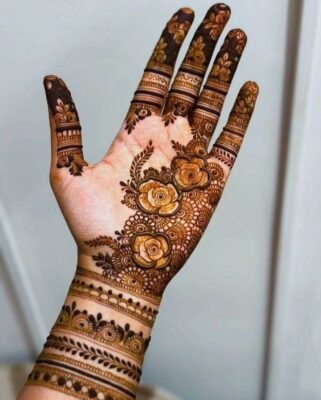Simple Mehndi Design Front Hand enhances the beauty of the palm