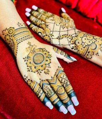 Stylish Back Hand Mehndi Design gives a fresh and trendy look