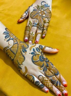 Stylish Back Hand Mehndi Design is simple yet very impressive