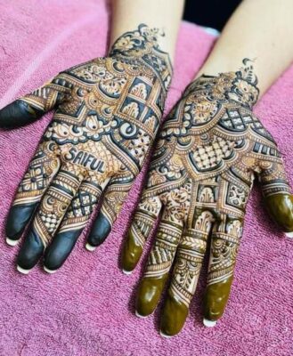Stylish Simple Mehndi Design is light yet very attractive