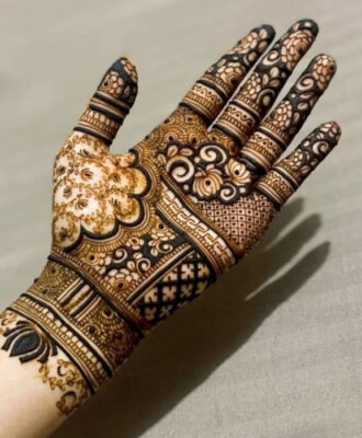 Simple yet stylish Aesthetic Mehndi Design is trending in 2026