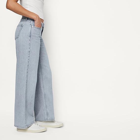 Classic Low-Rise Bootcut Jeans